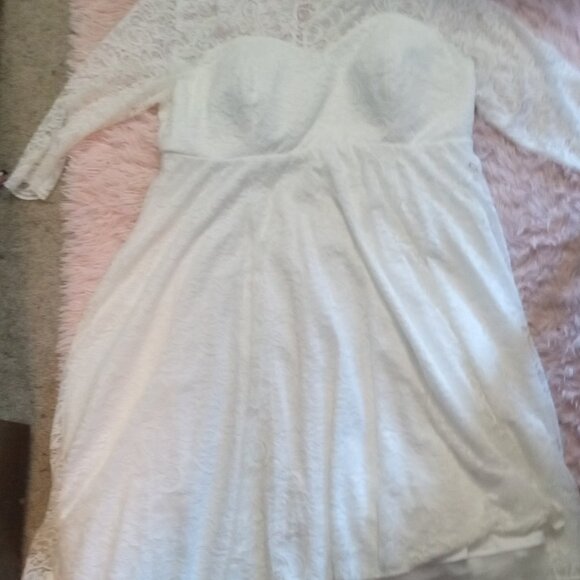 NWT Torrid Ivory Strech Lace Wedding Dress Size 24 - Picture 13 of 14